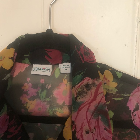 Sheer short sleeve floral button up - Picture 5 of 5